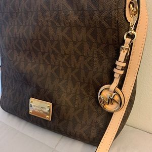 MICHAEL Michael Kors Crossbody